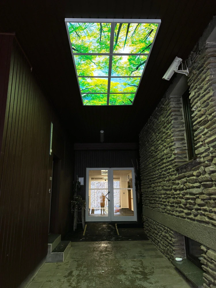 Dekorativní LED svítidlo - LED panel - vlastní motiv zákazníka - sada 8 panelů (včetně montážních rámečků a příslušenství)